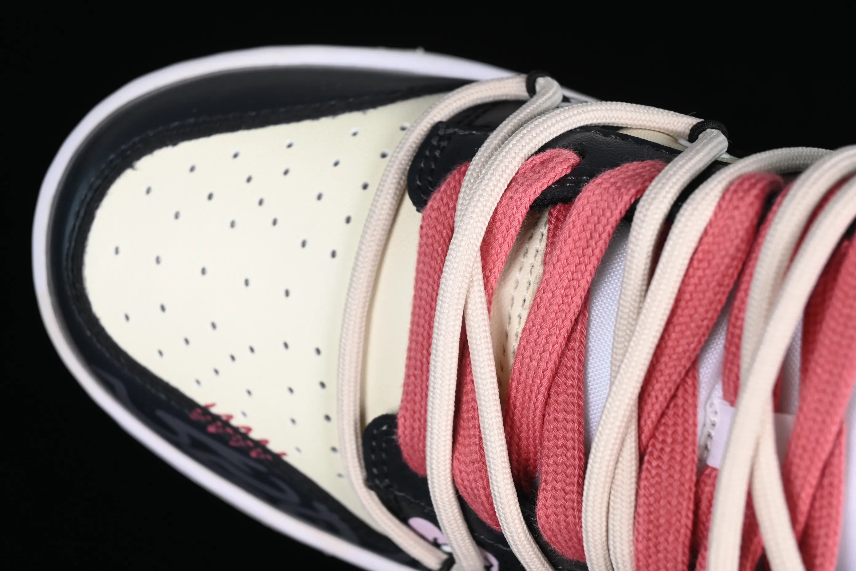 All Categories Nk SB Dunk Series Nk SB Dunk Low Low-top sneakers Customized large box Nk Dunk Low Panda Prank-Psychedelic Love SB strap low-top casual sneakers CW1590-100